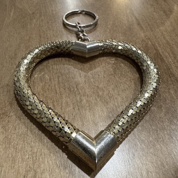 Vintage Whiting & Davis Snake Mesh Heart Key Chain - Picture 2 of 6